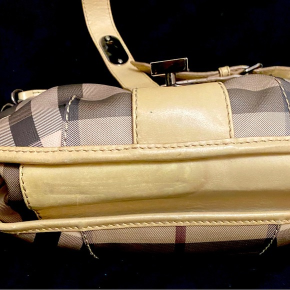 BURBERRY handbag - Picture 6 of 8